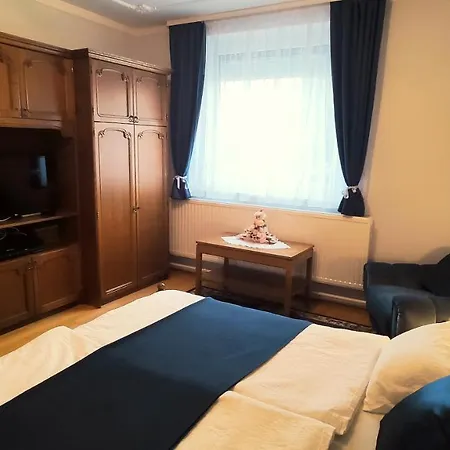 Papp Apartmanhaz Apartamento