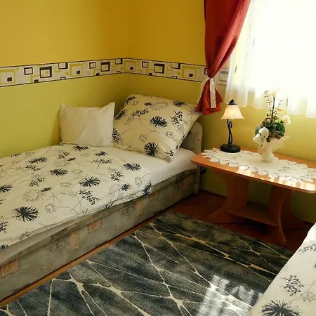 Apartamento Papp Apartmanhaz Vonyarcvashegy