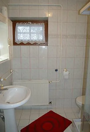 Papp Apartmanhaz * Vonyarcvashegy